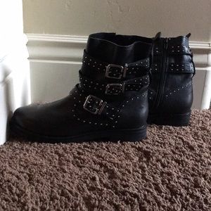 Black boots with buckles. From Zara size EU:39